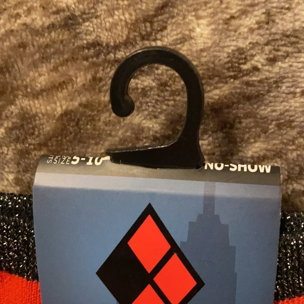 2/$12 DC Comics‎ Harley Quinn Mad Love Socks